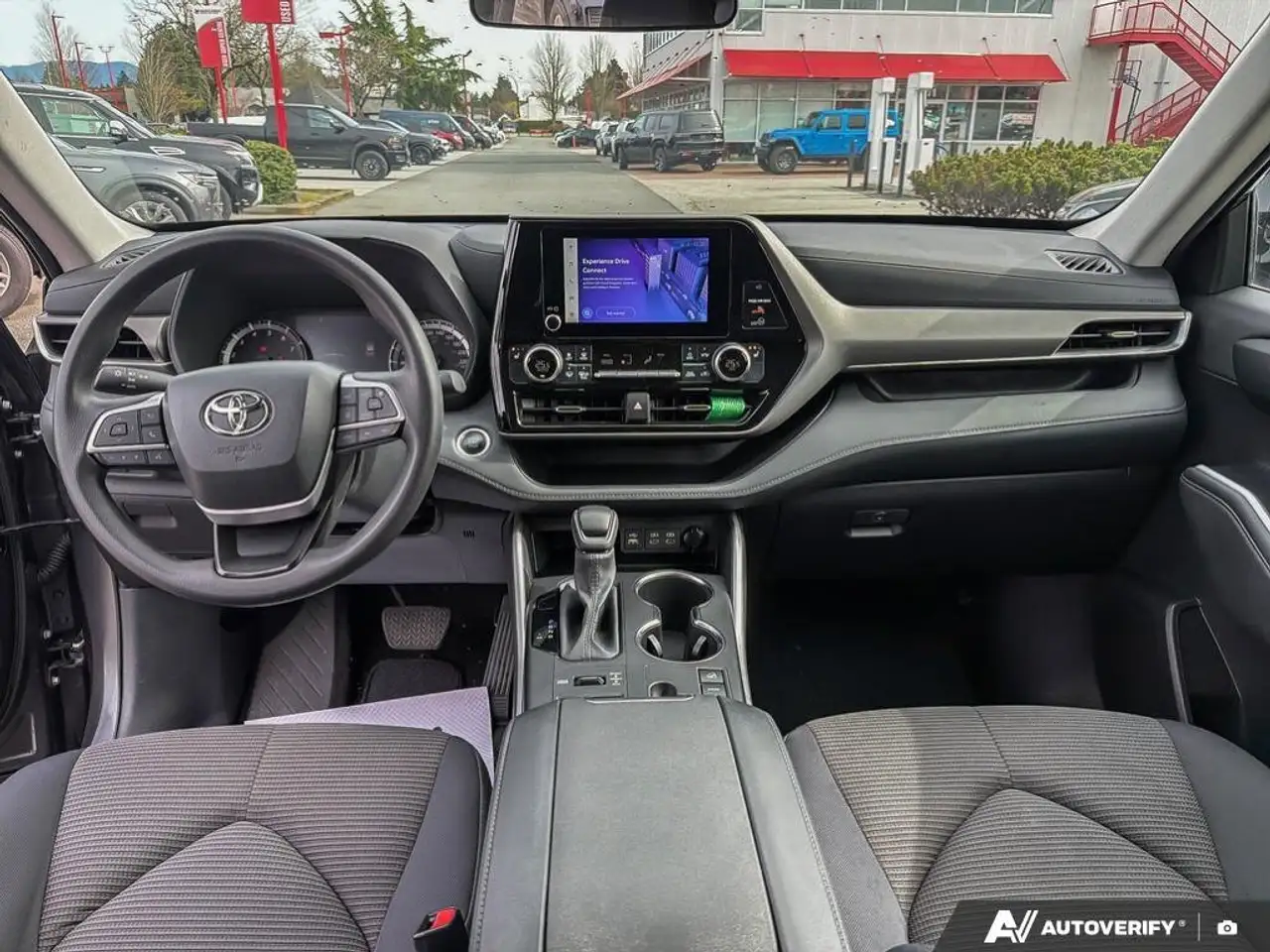 Toyota Highlander photo Toyota Highlander