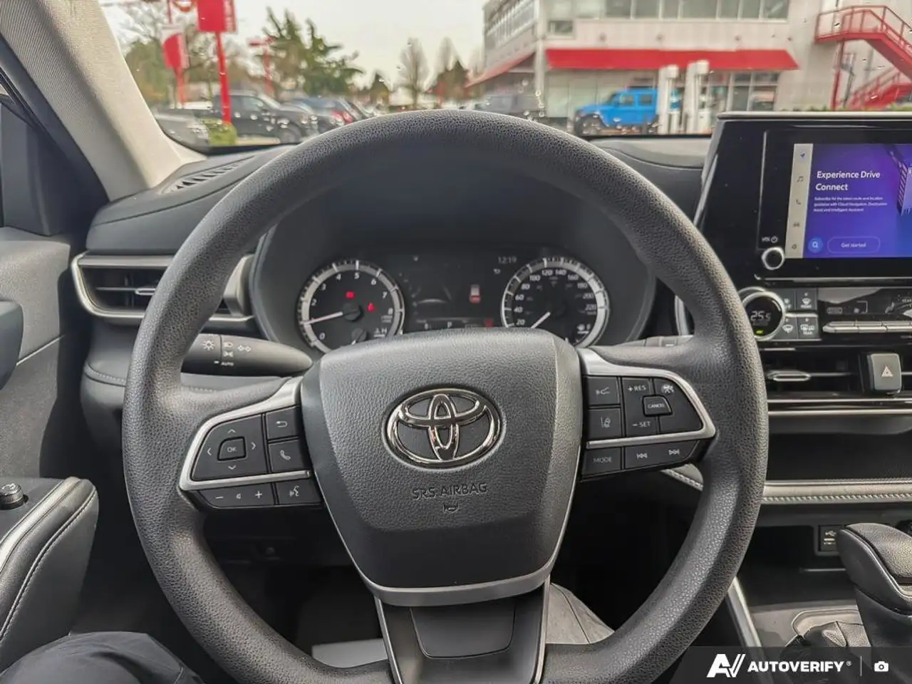 Toyota Highlander photo Toyota Highlander