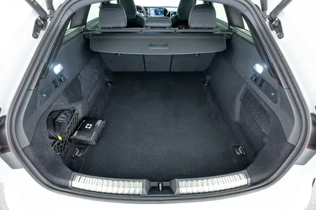 Audi A5 Avant TDI 2xS-LINE BLACK TECH PLUS MATRIX 360° Ansicht 8