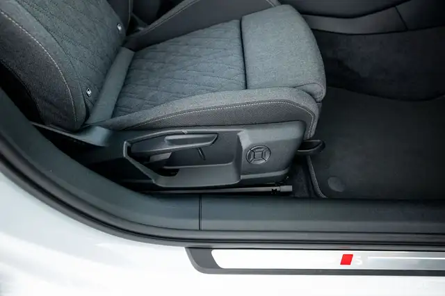 Audi A5 Avant TDI 2xS-LINE BLACK TECH PLUS MATRIX 360° Ansicht 38