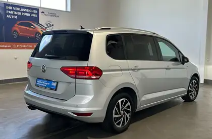 Annonce voiture d'occasion Volkswagen Touran - CARADIZE