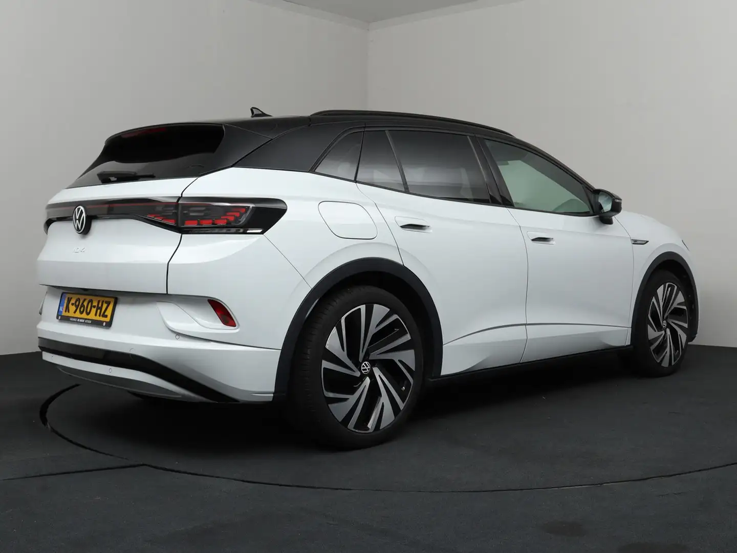 Volkswagen ID.4 Max 77 kWh SoH 92,8% | ACC | Trekhaak | Panoramada Weiß - 2
