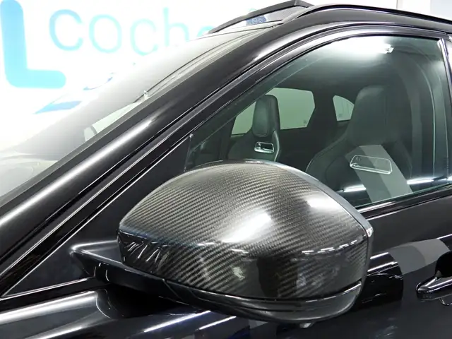 Jaguar F-Pace view 7