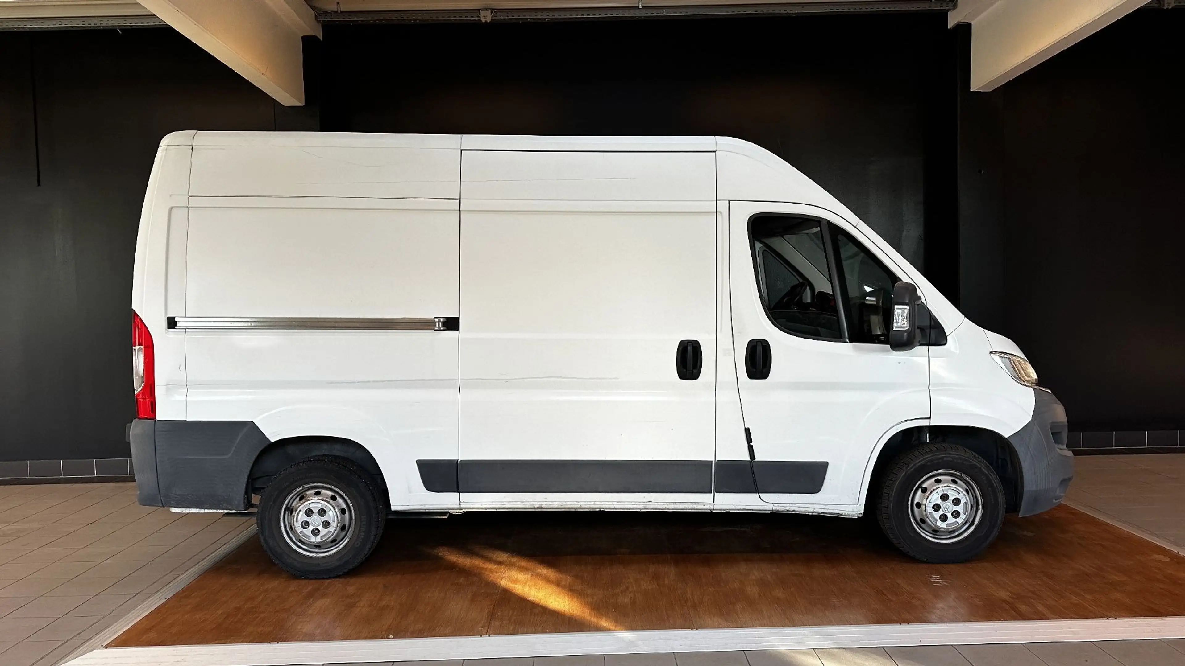 Citroen Jumper 33 2.2 HDi L2H2 3,3t — photo 2