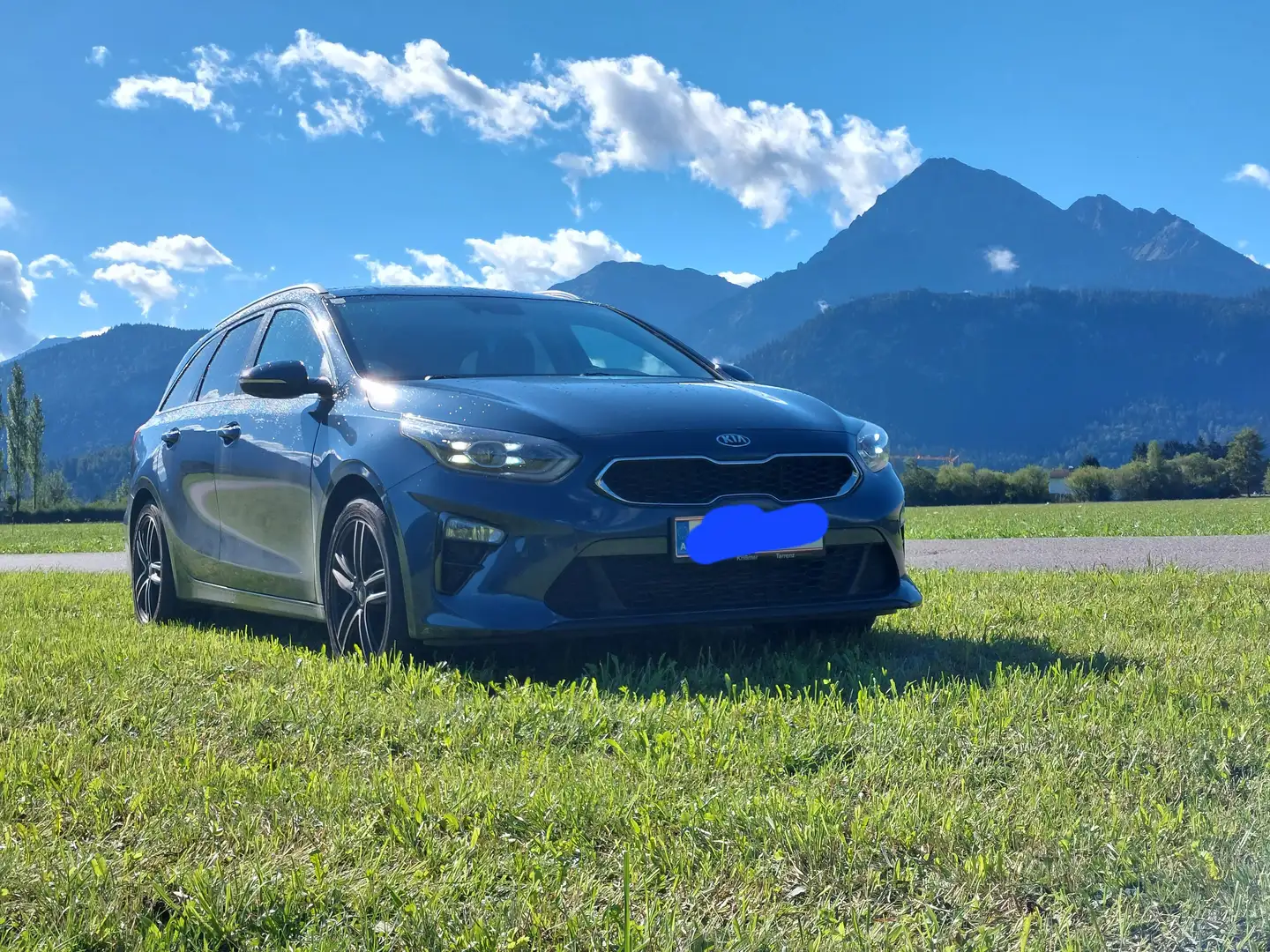 Kia Ceed SW / cee'd SW ceed SW 1,4 TGDI ISG Gold DCT Gold Blau - 1