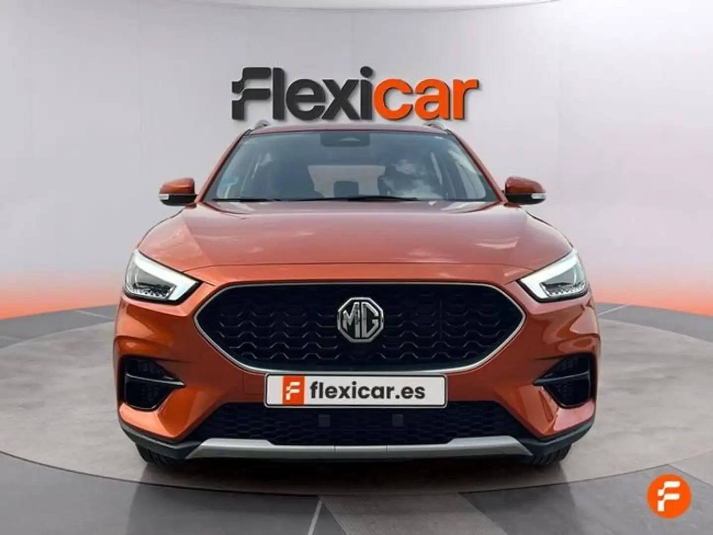 MG ZS 1.5 Comfort Naranja - 2