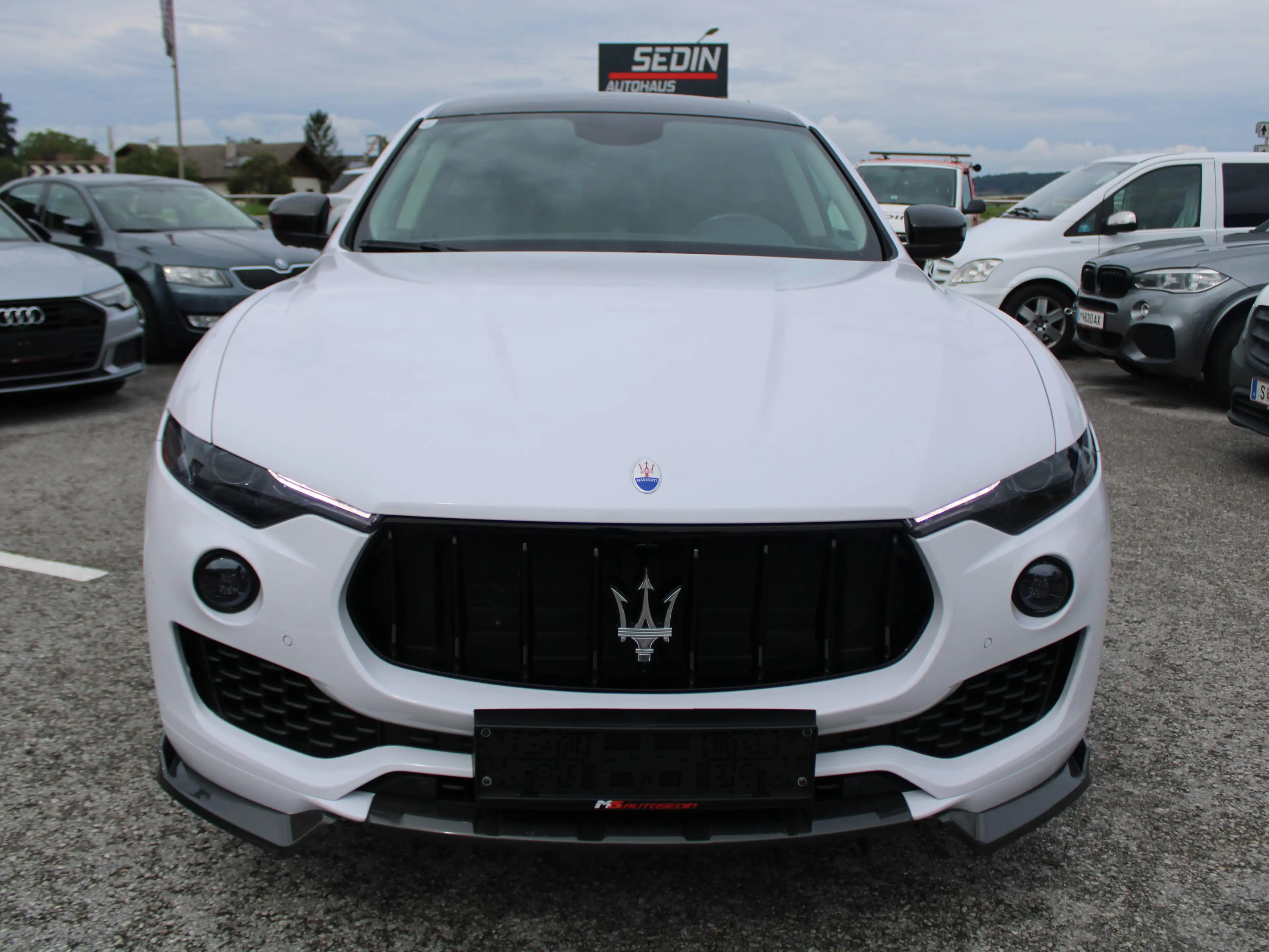Maserati Levante Sport Design — photo 4