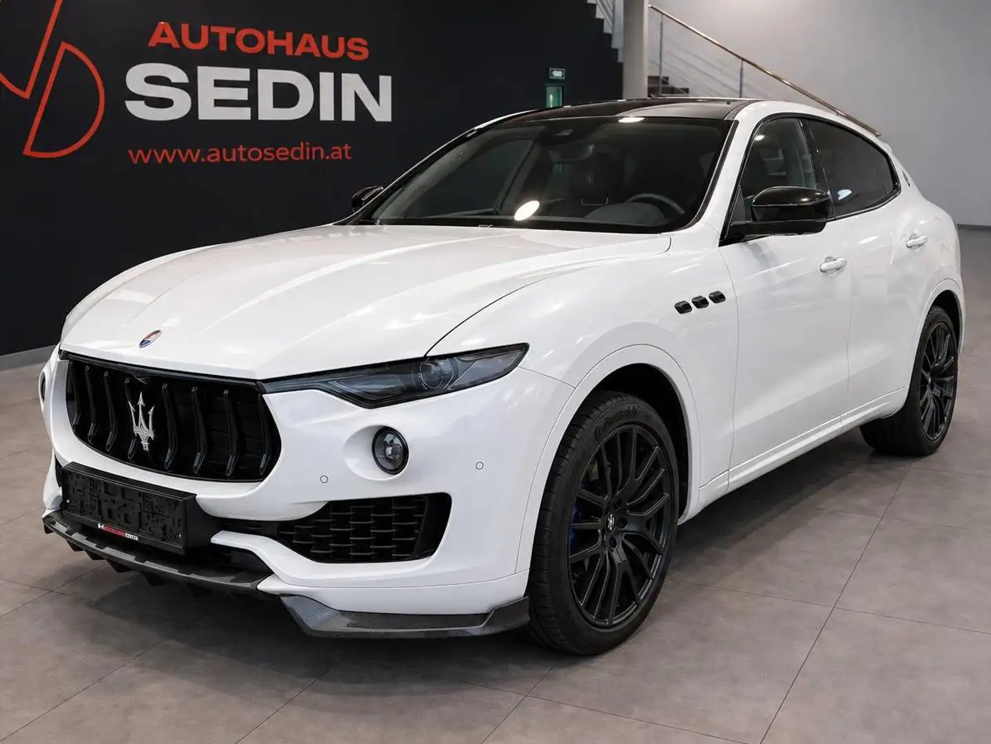 Maserati Levante Sport Design Weiß - 1