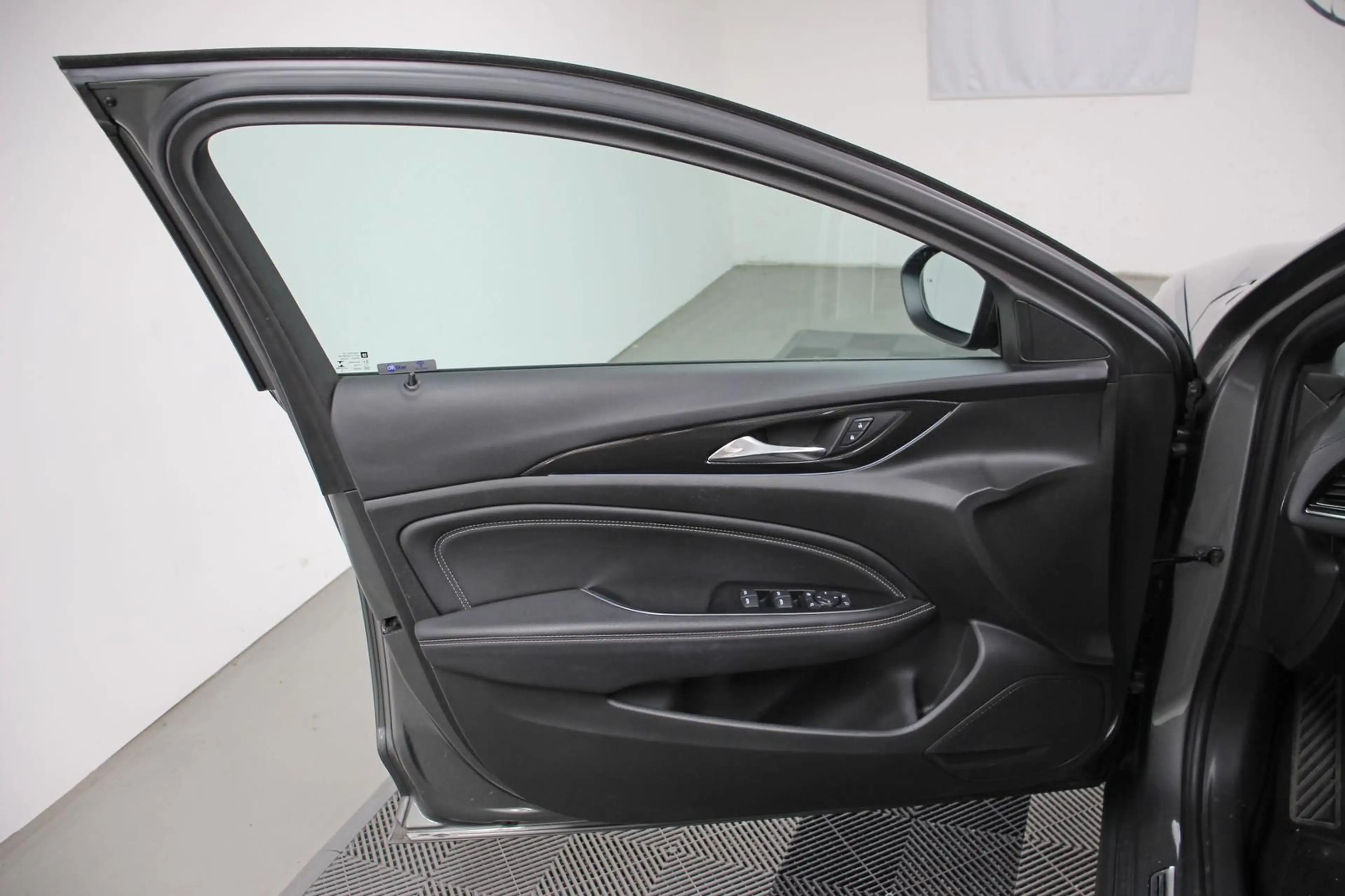 Opel Insignia 1.5 Grand Sport *KAMERA*NAVI*SHEFT*LED* — photo 8