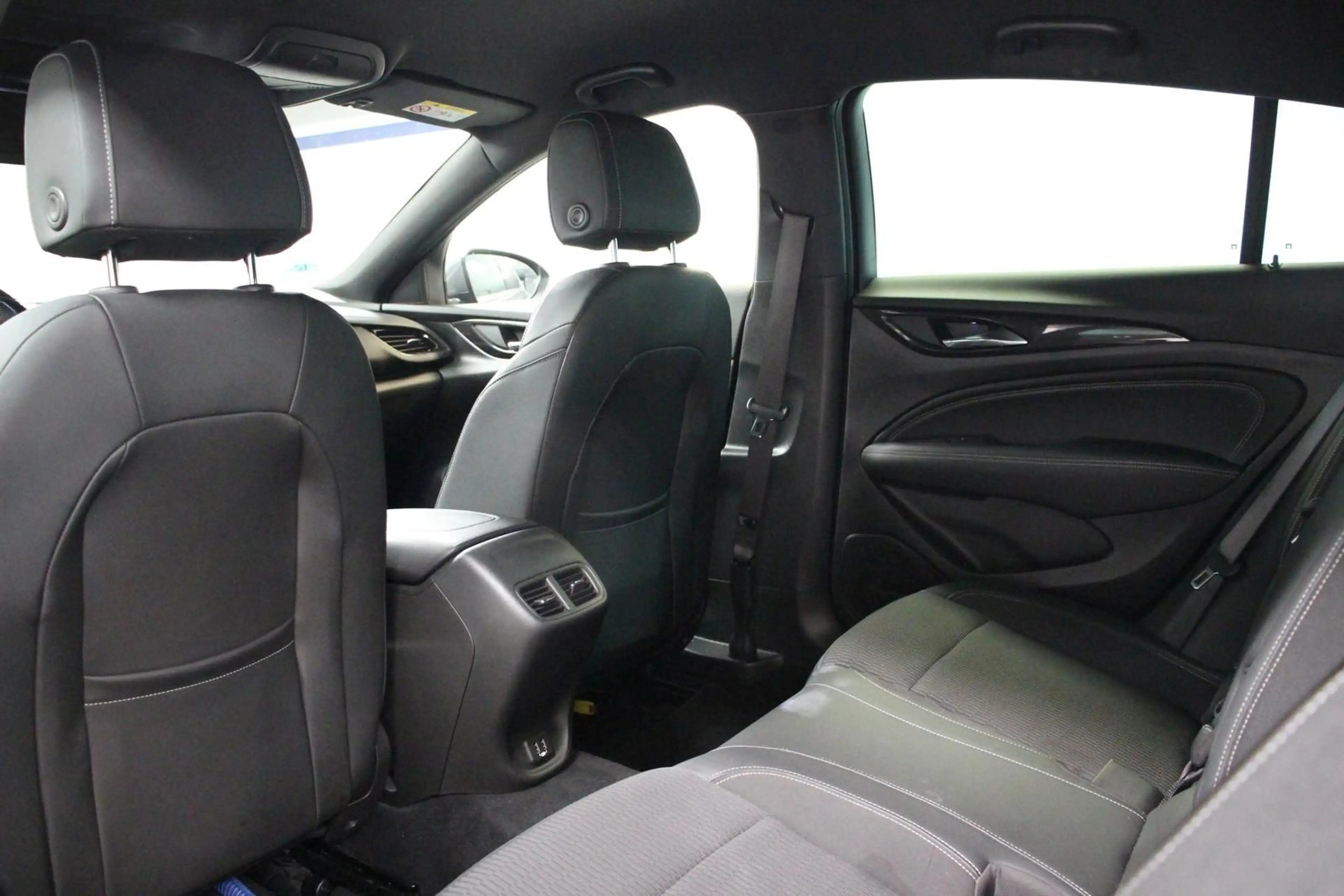 Opel Insignia 1.5 Grand Sport *KAMERA*NAVI*SHEFT*LED* — photo 15