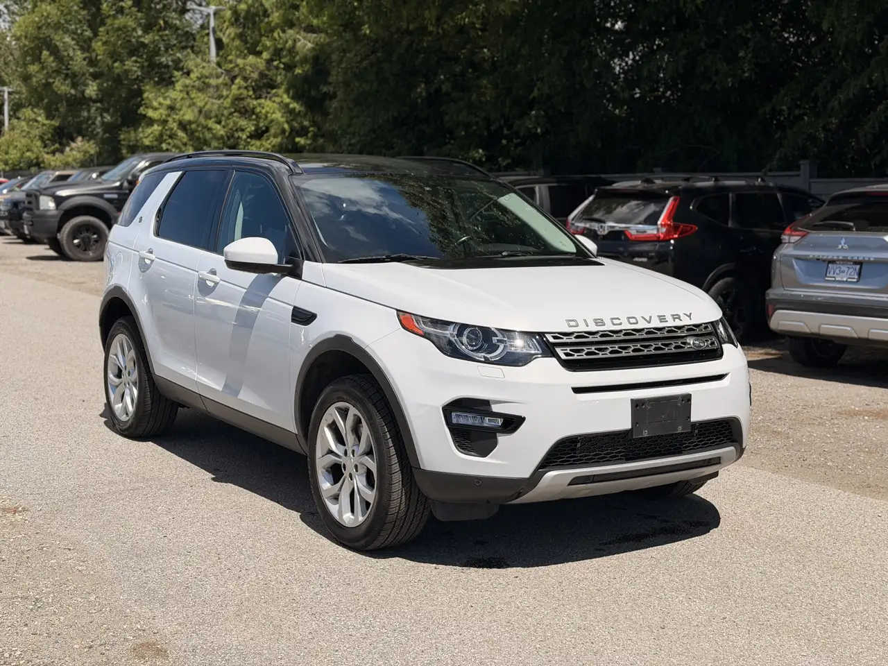 Land Rover Discovery Sport снимка Land Rover Discovery Sport