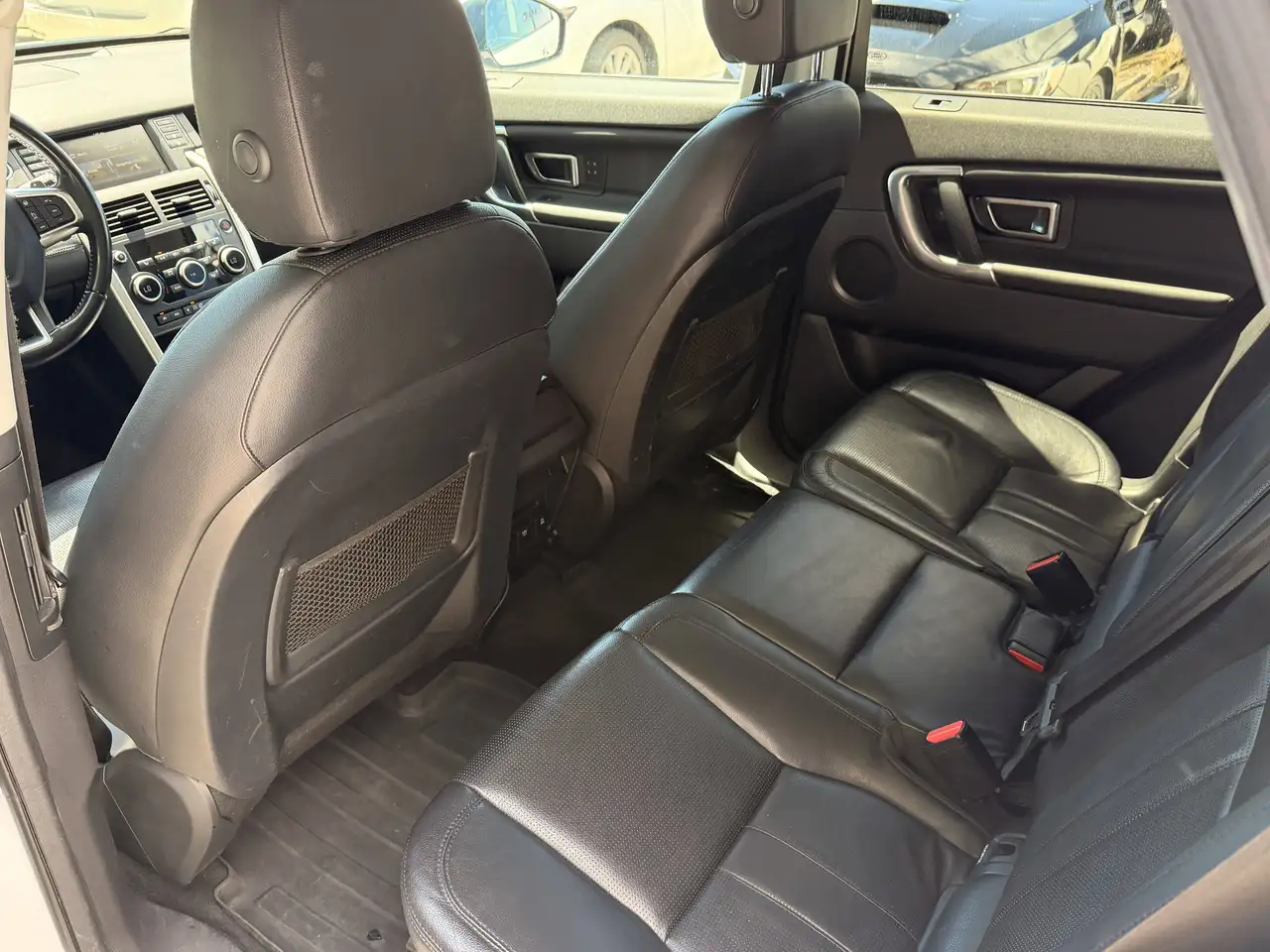 Land Rover Discovery Sport снимка Land Rover Discovery Sport