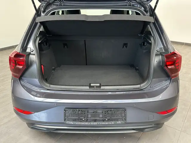 Volkswagen Polo view 8