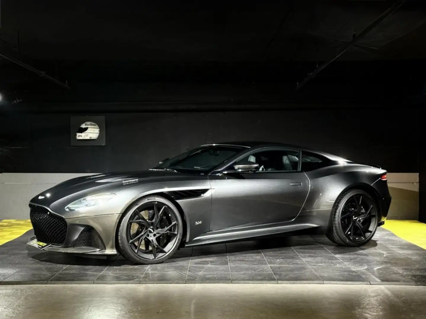 Aston Martin DBS Superleggera V12 Coupe BVA8 - 2
