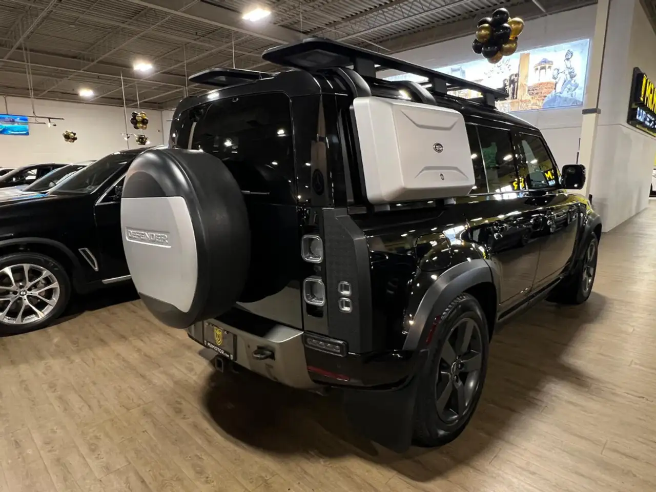 Land Rover Defender photo Land Rover Defender