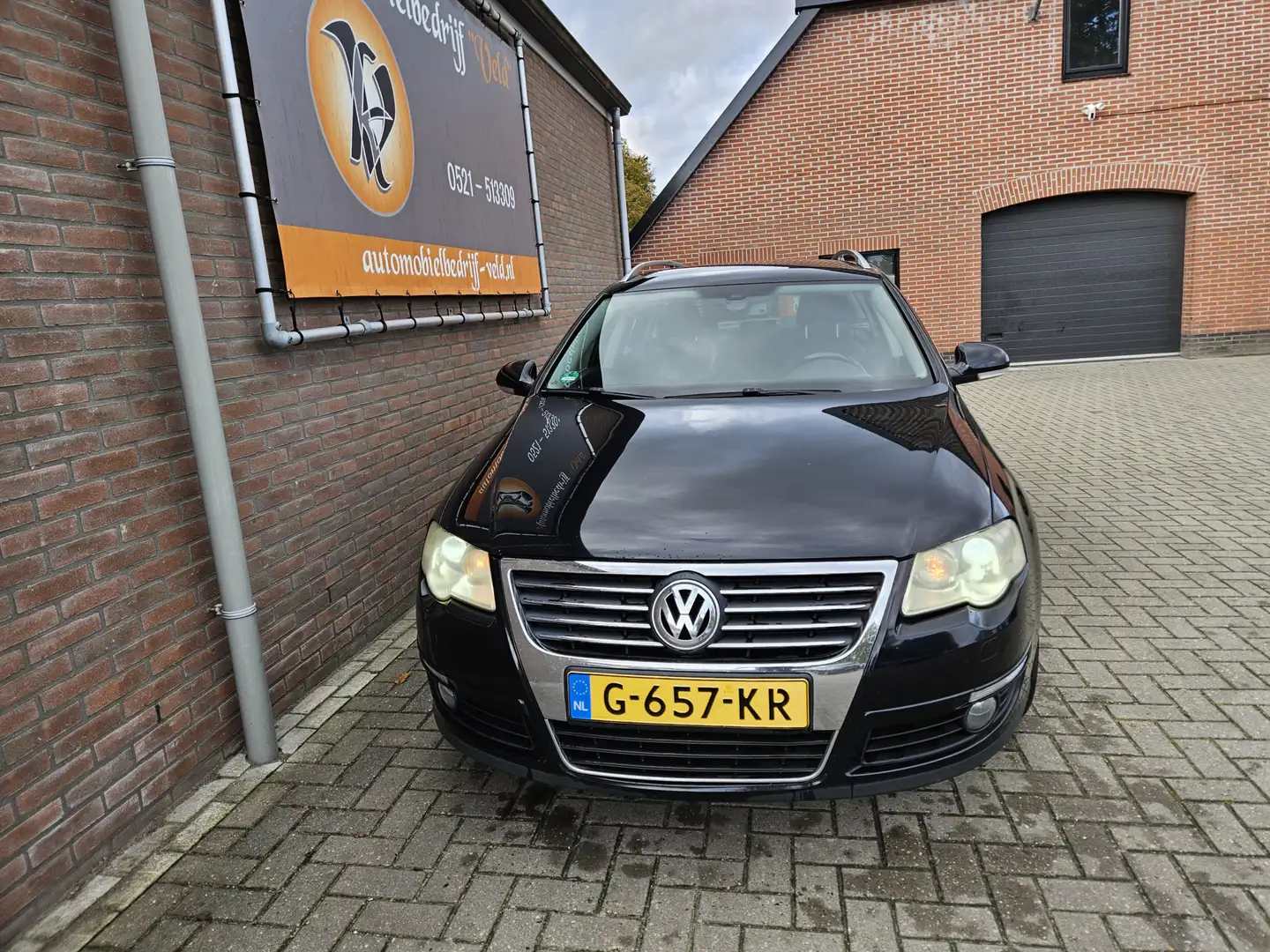 Volkswagen Passat Variant 2.0 TDI Highline Business Noir - 2