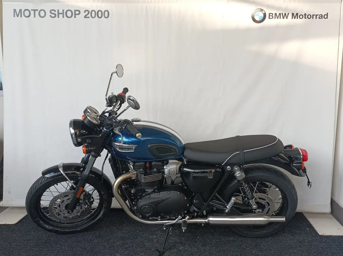 Triumph Bonneville T100 Blu/Azzurro - 2