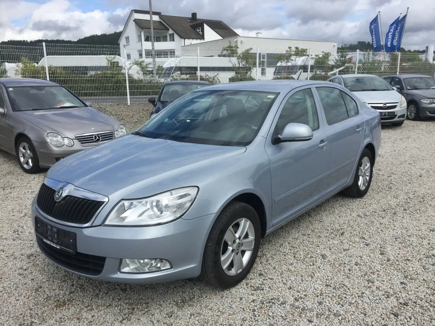 Skoda Octavia Elegance,Autom.,AHK.,Temp,Klimaaut.! Blau - 1