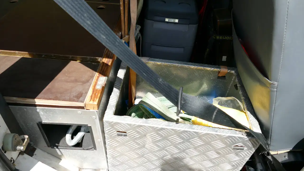 Land Rover 110" Station TD, foto 12
