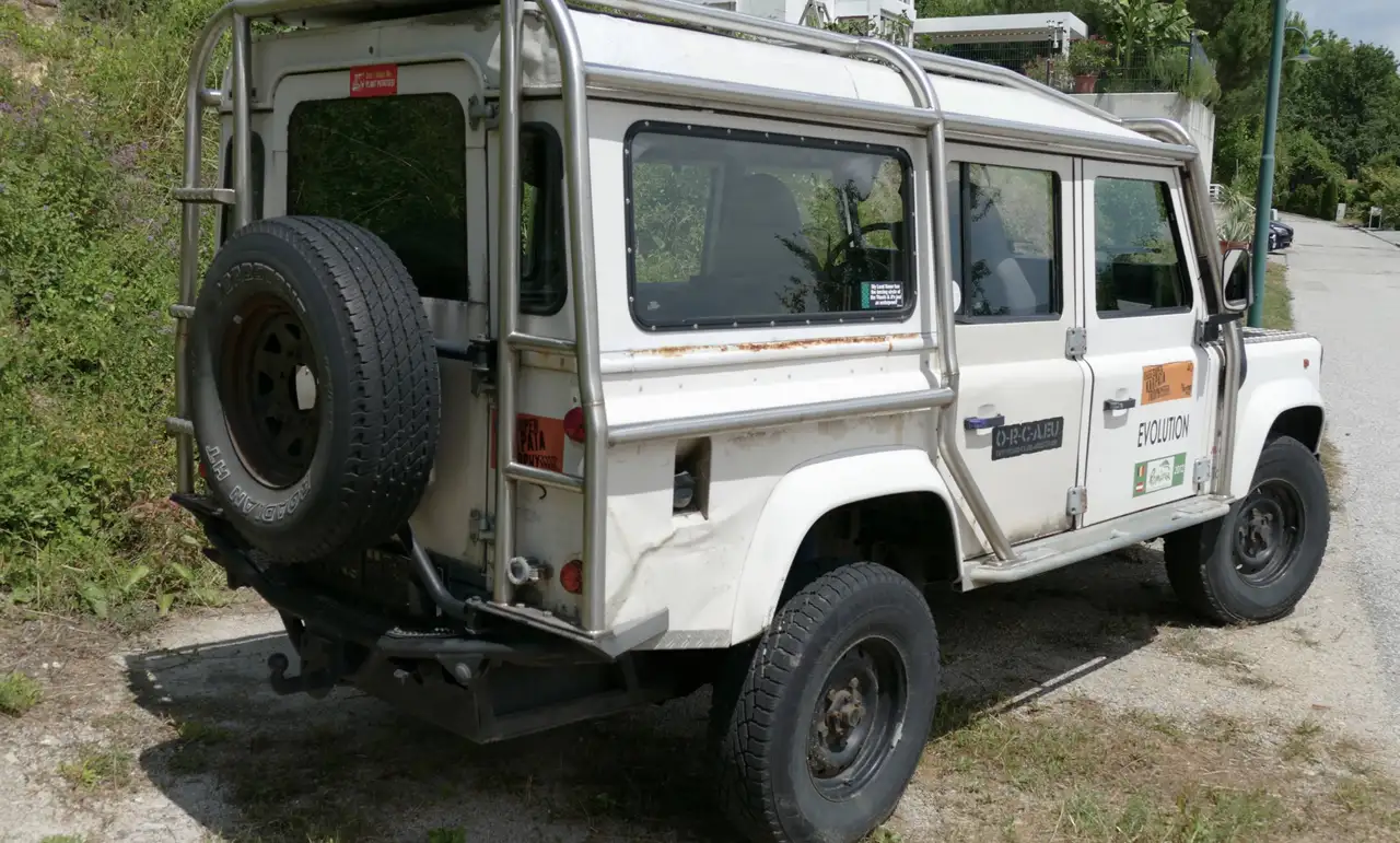 Land Rover 110" Station TD, foto 4