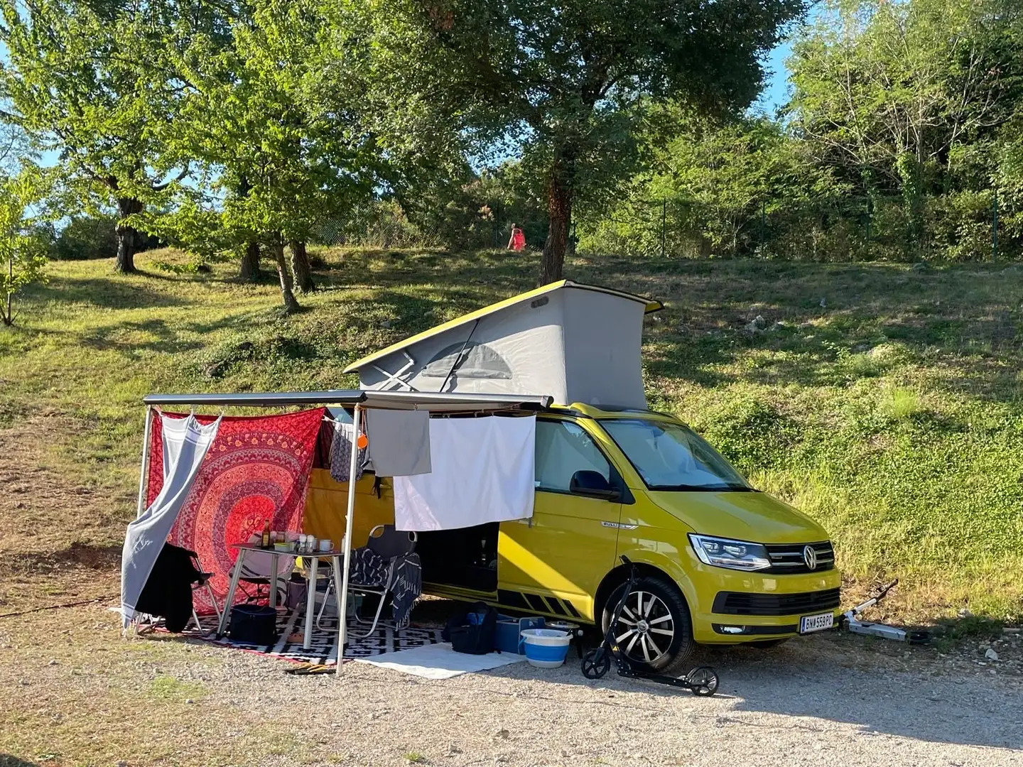 Volkswagen T6.1 California Beach Gelb - 2