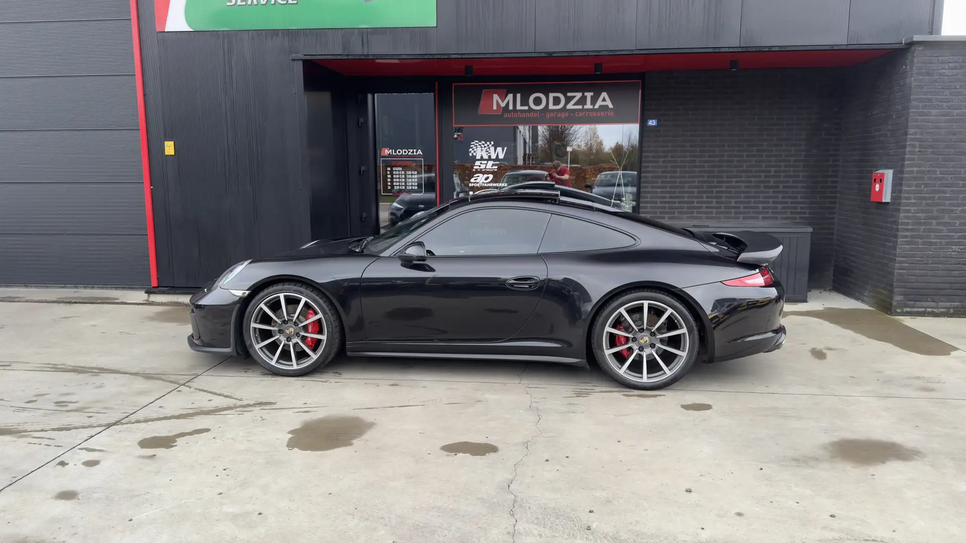 Porsche 911 991Carrera 4S / PDK / 400PK / CHRONO / PANO / FULL Schwarz - 2