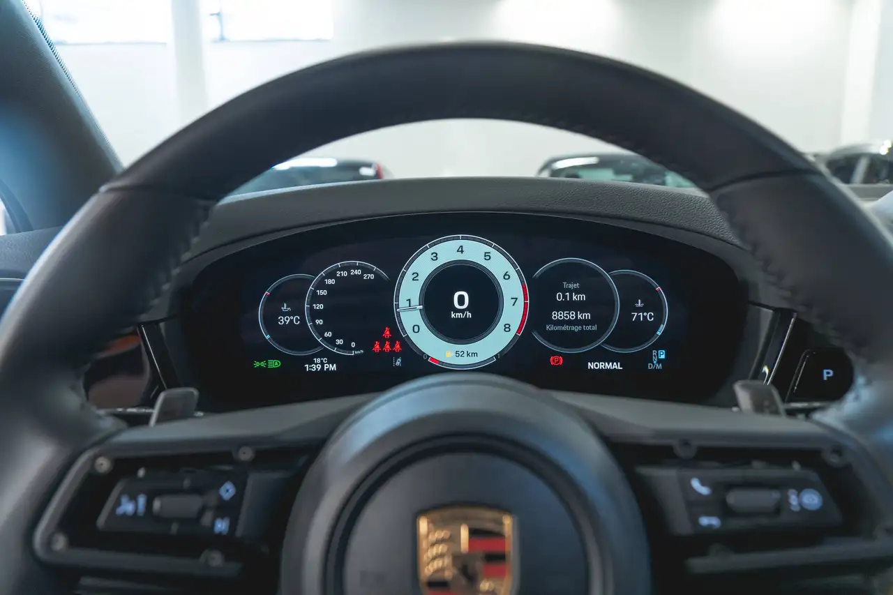Porsche Cayenne снимка Porsche Cayenne