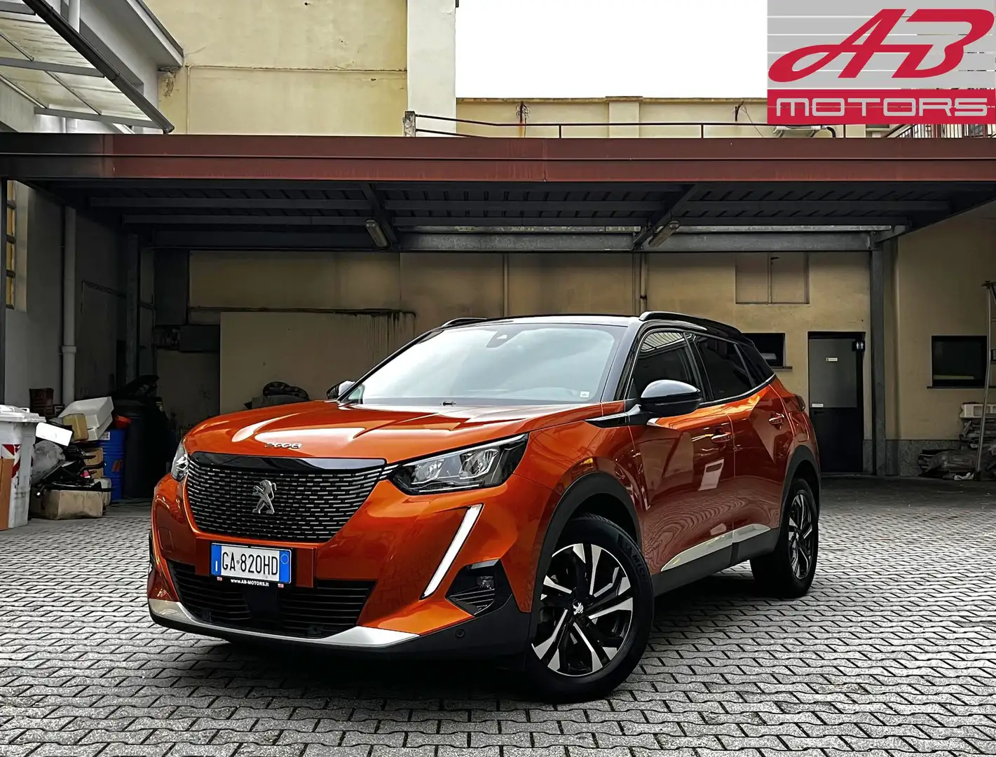 Peugeot 2008 2008 PureTech 130 S&S Allure Orange - 1