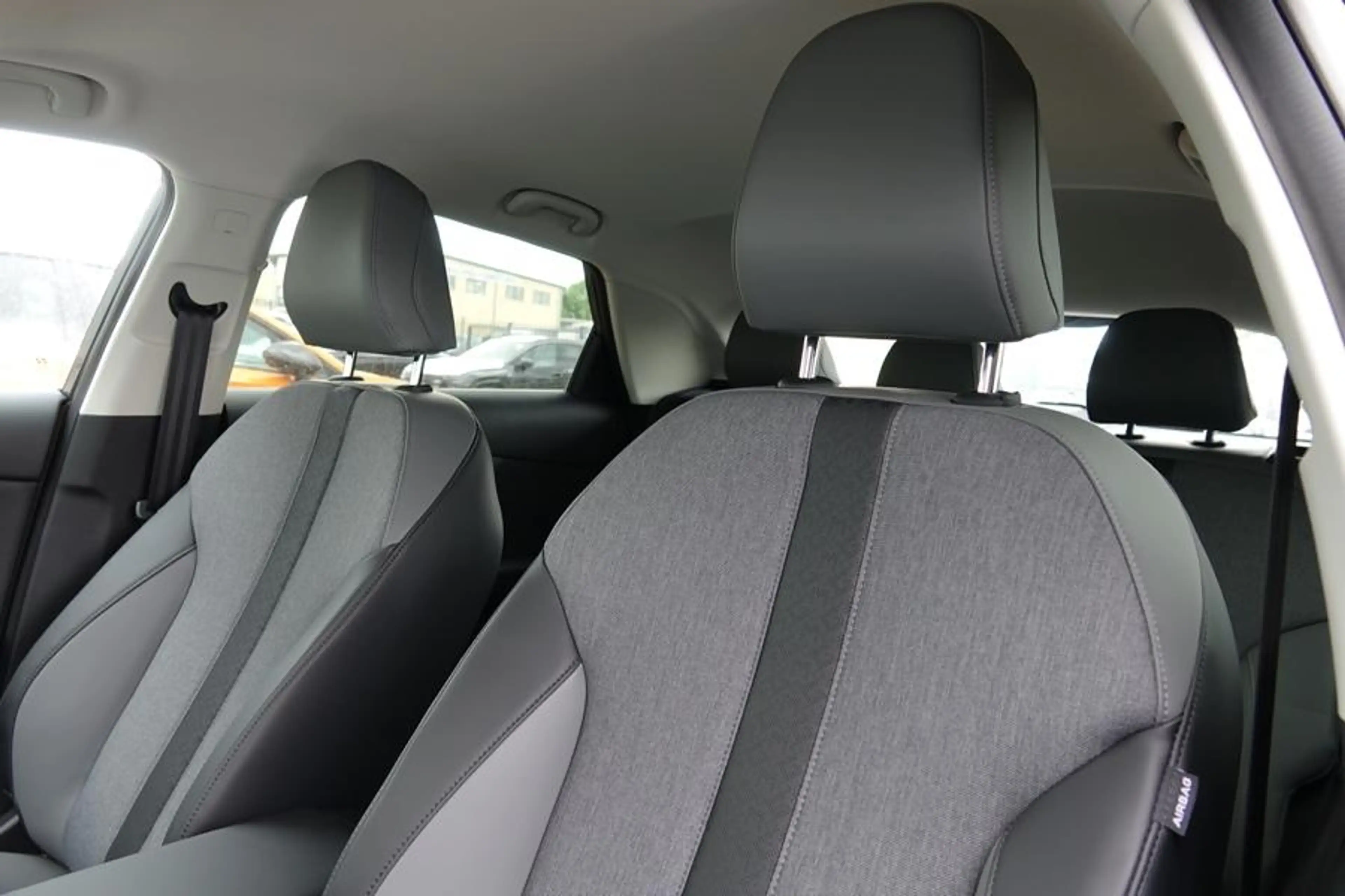 MG MG4 PREMIUM 190PS 64 kWh 7J Garantie — photo 9