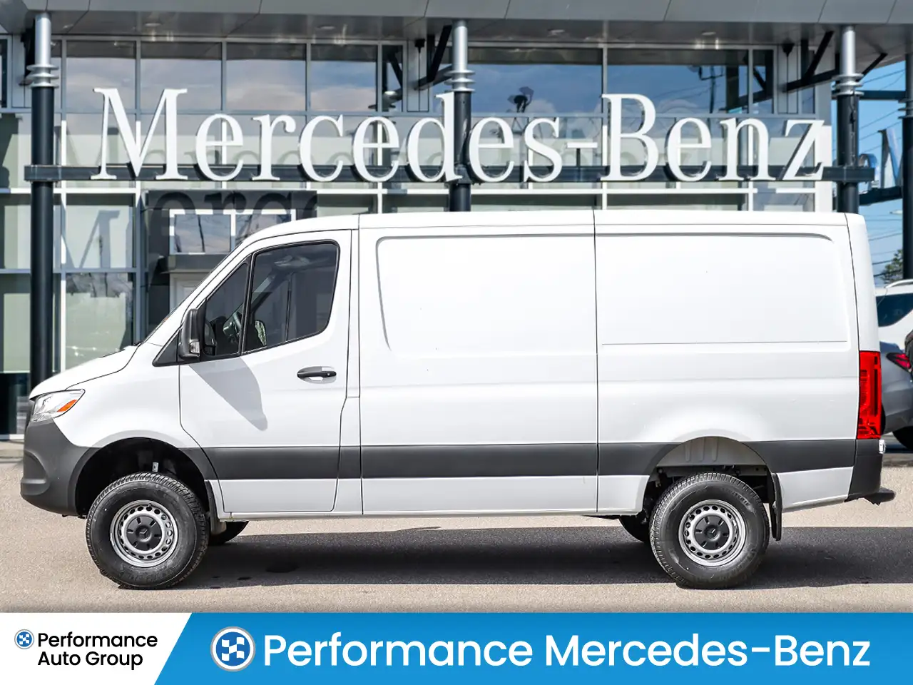 Mercedes-Benz Sprinter снимка Mercedes-Benz Sprinter