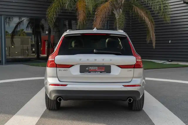 Volvo XC60 view 5