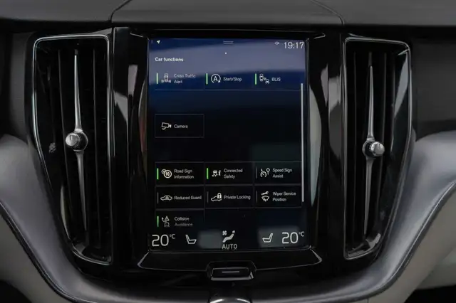 Volvo XC60 view 14