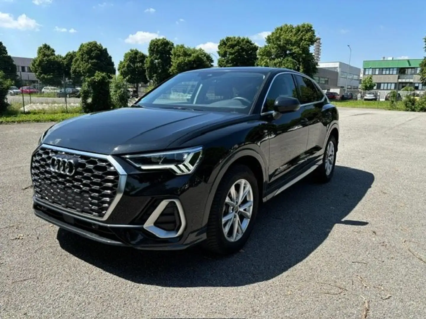 Audi Q3 Sportback 35 2.0 tdi S line edition s-tronic Negro - 1