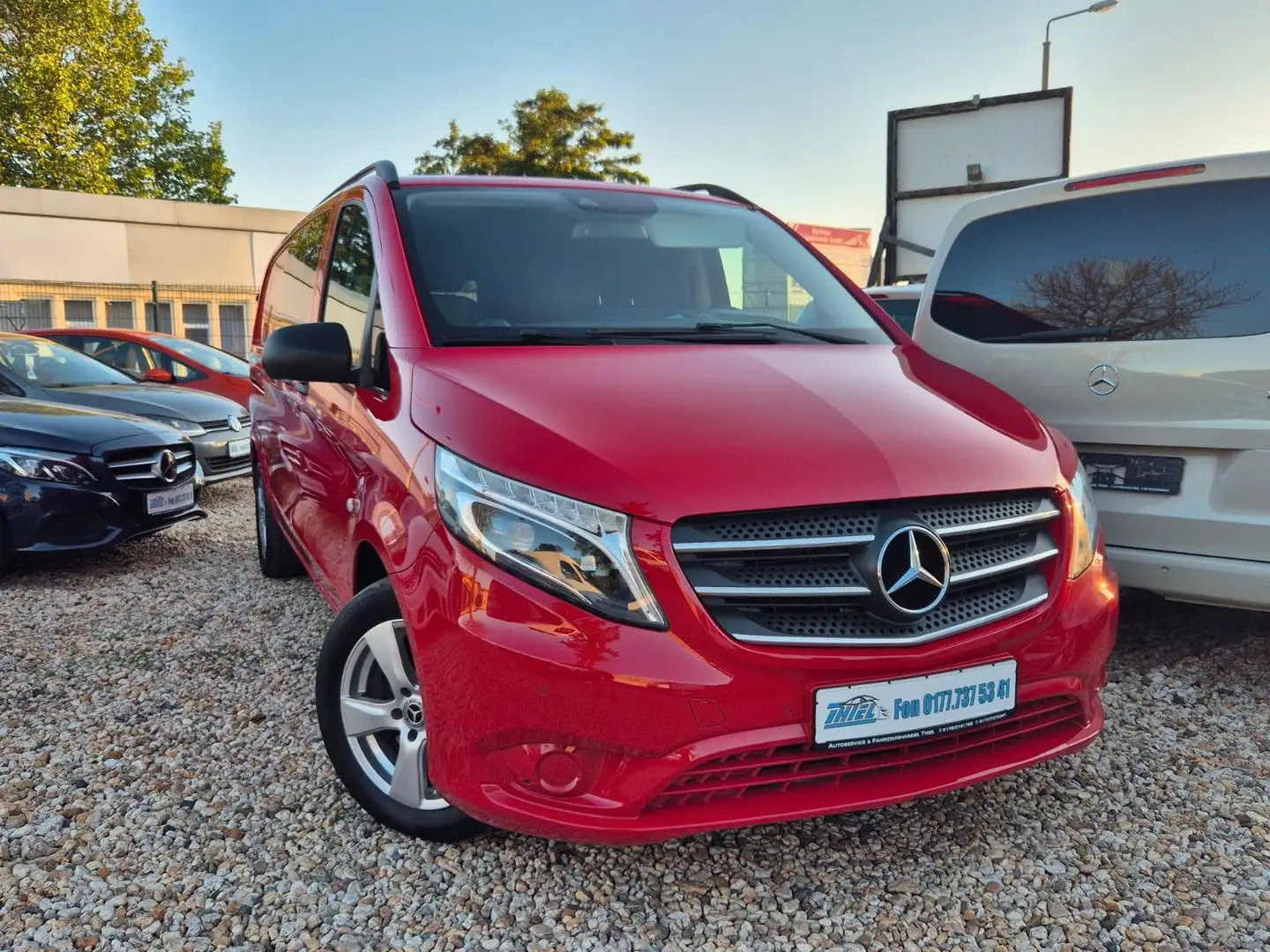Mercedes-Benz Vito Kasten 119 CDI extralang AHK NAVI KAMERA Rot - 2