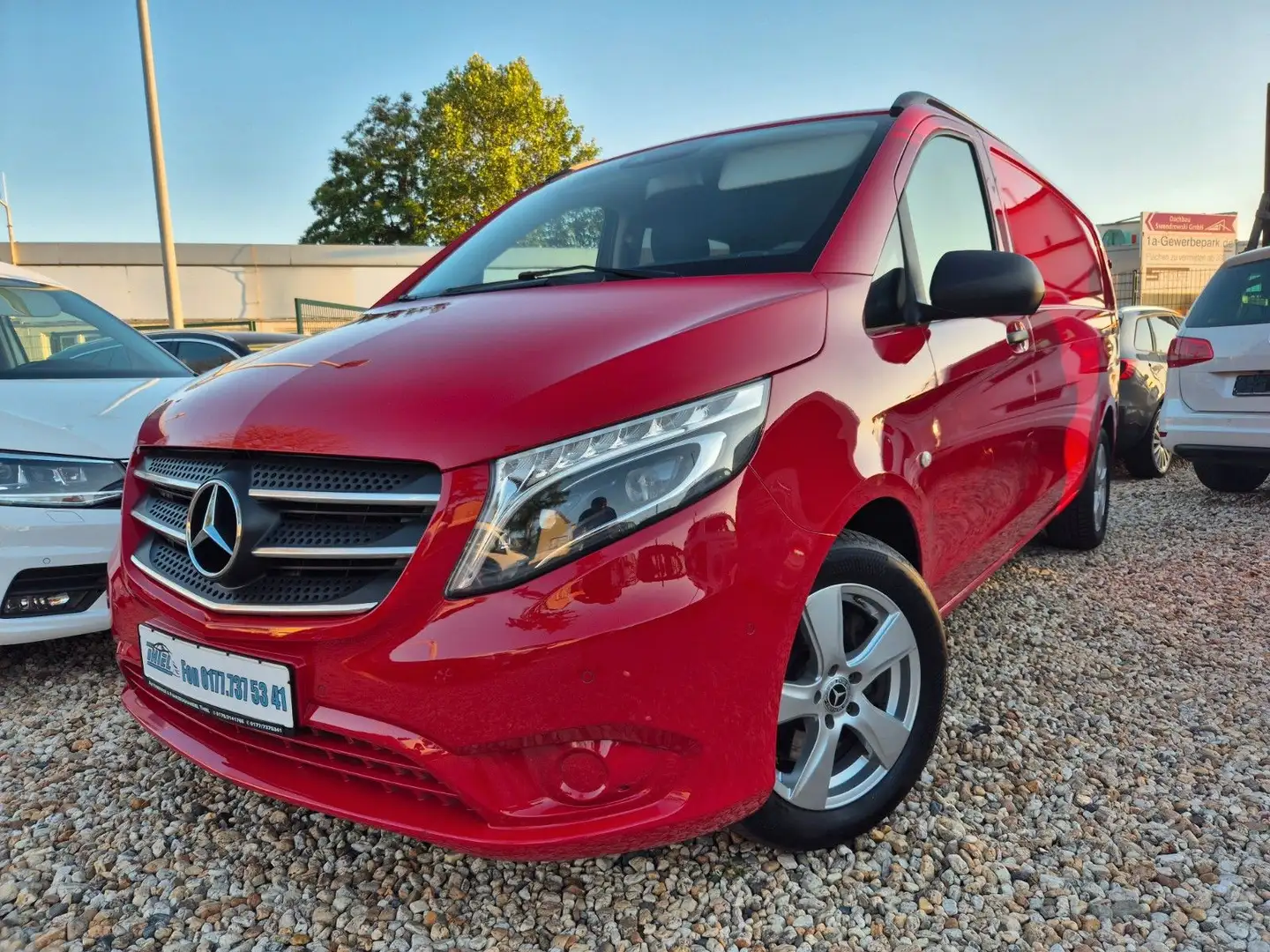 Mercedes-Benz Vito Kasten 119 CDI extralang AHK NAVI KAMERA Rot - 1