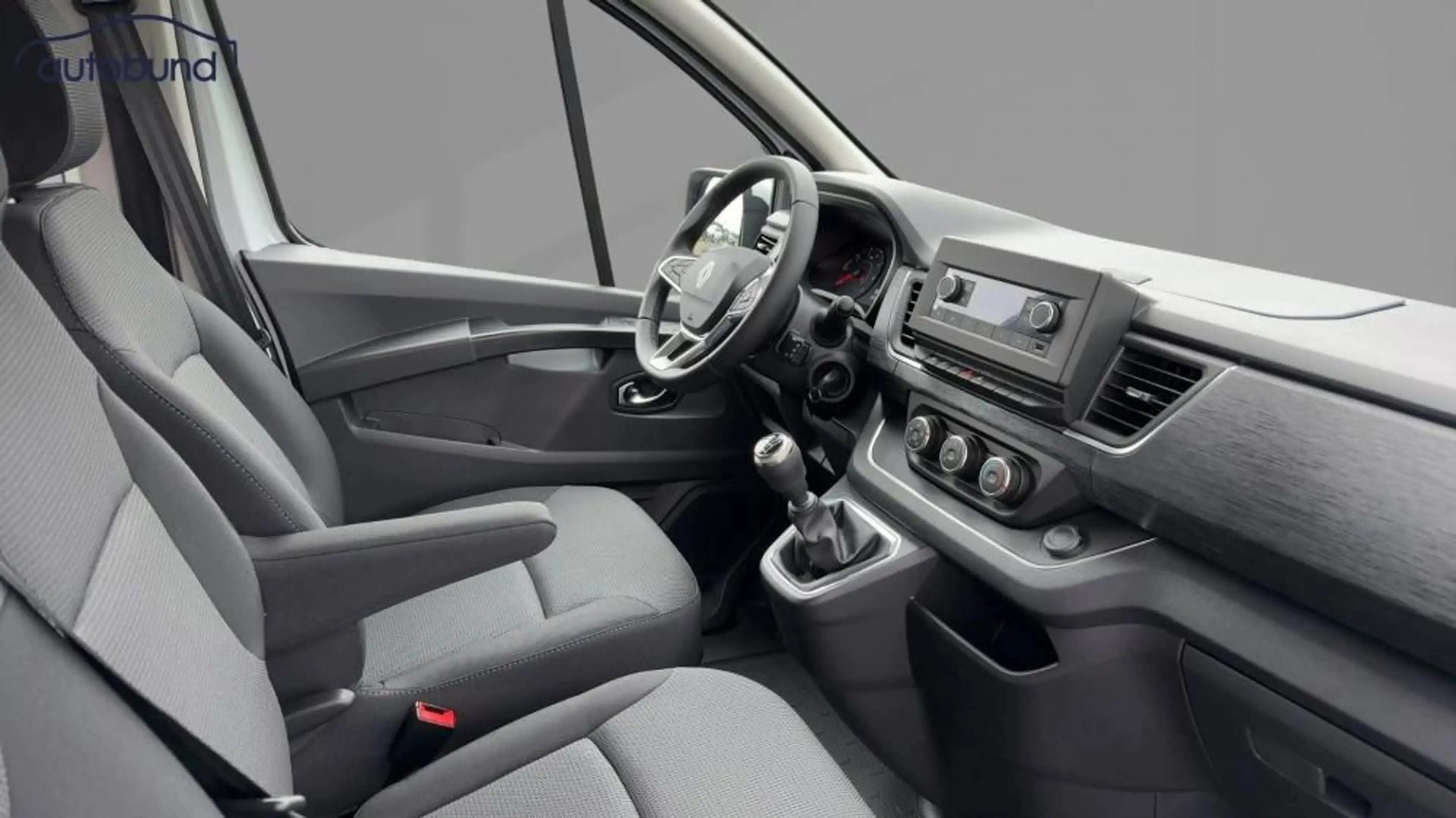 Renault Trafic III 2,0 dCi Combi Van L2H1 6-Sitzer LED — photo 4