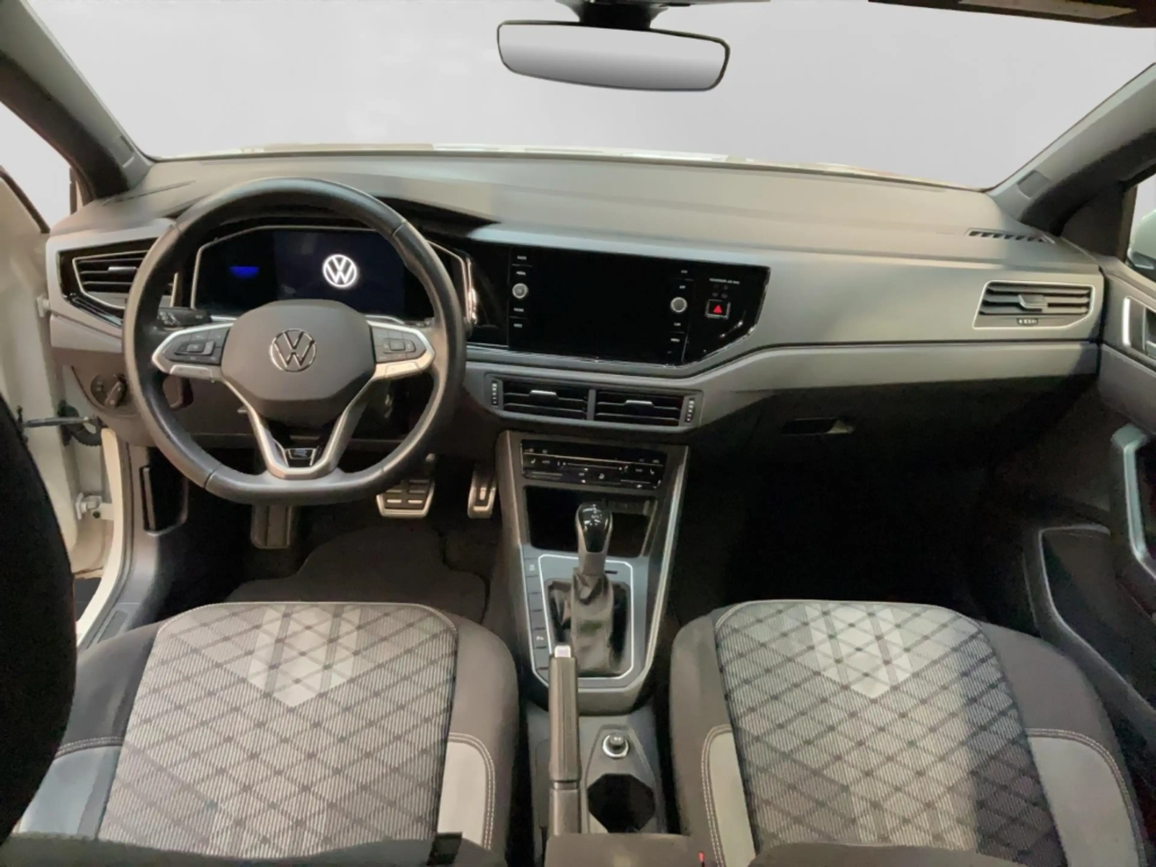 Volkswagen Taigo 1.0 TSI R line Alu Matrix-LED AHK Kamera Navi ACC — photo 14