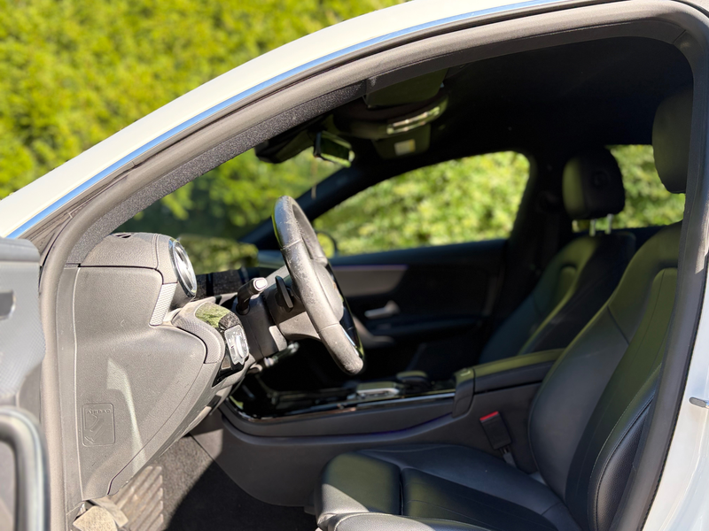 Mercedes-Benz CLA 180 *EDITION*CUIR*NAVI*CAMERA*LED*ECLAIRAGE AMBIANCE*BLANC*JANTES* — photo 6