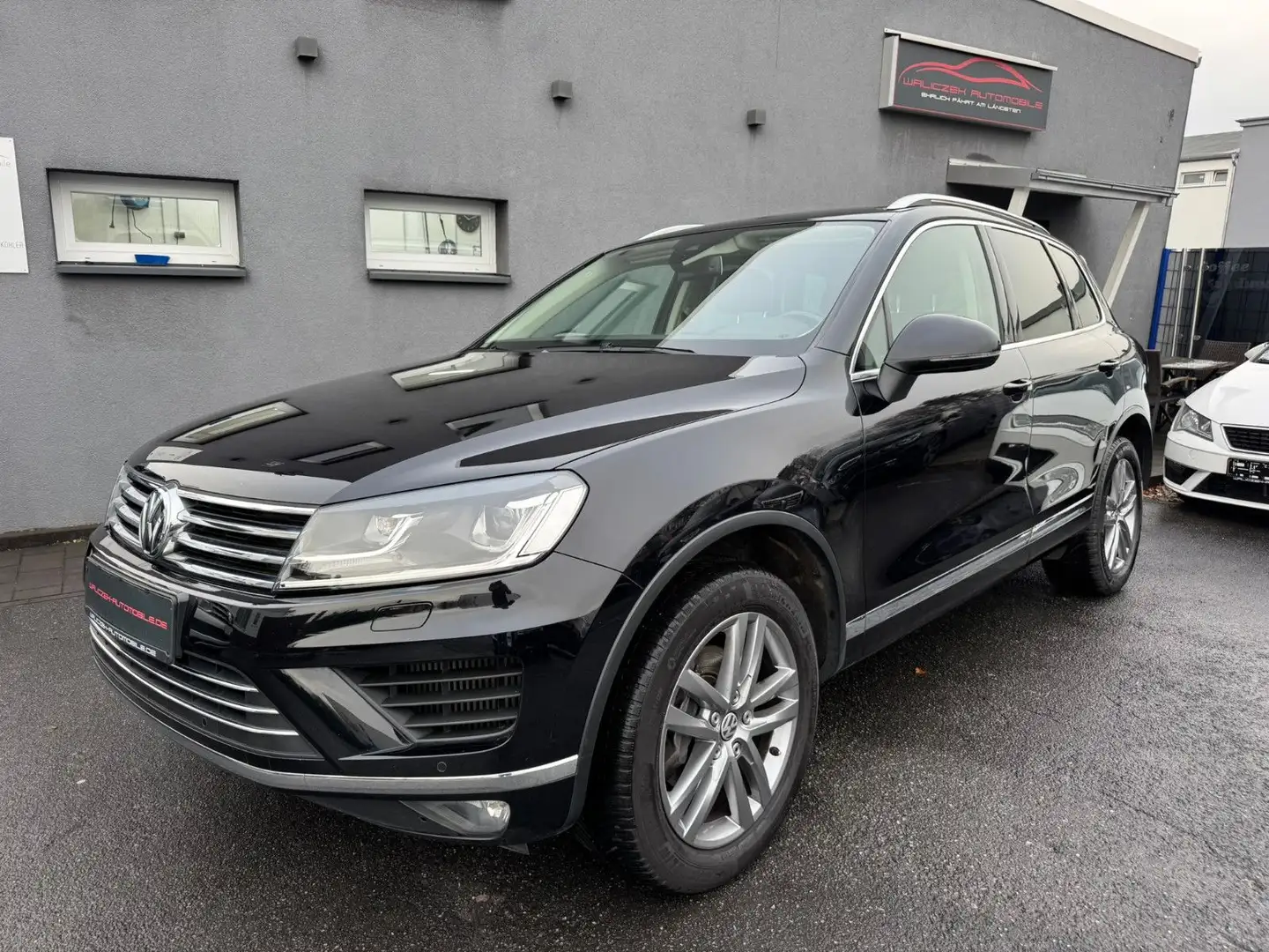Volkswagen Touareg V6 TDI Terrain Tech 4Mot Luft AHK Schwarz - 1