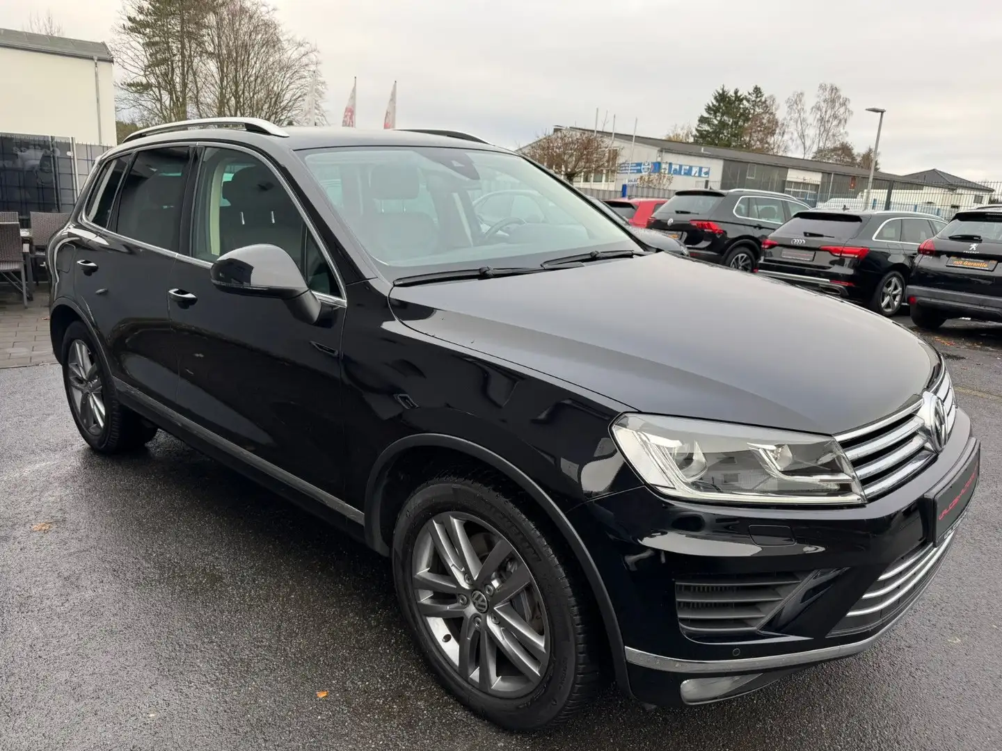 Volkswagen Touareg V6 TDI Terrain Tech 4Mot Luft AHK Schwarz - 2