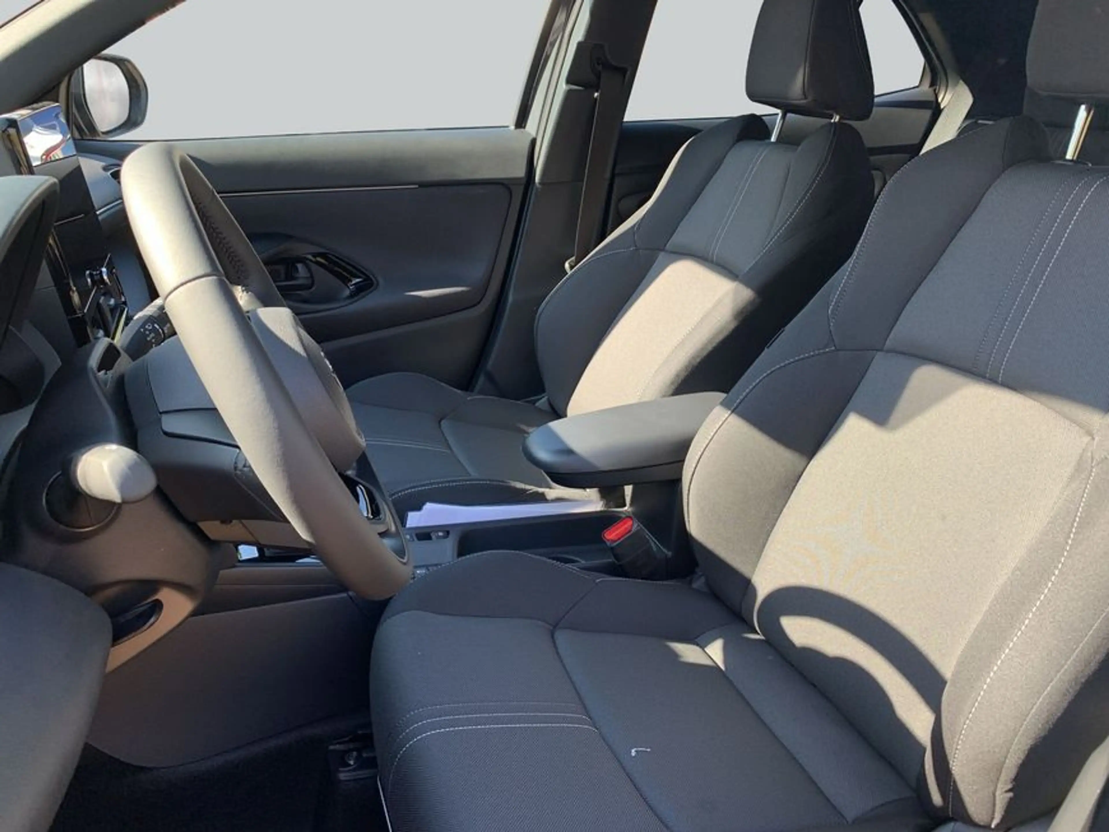 Toyota Yaris Cross Hybrid 130 1.5 VVT-i Teamplayer 68 kW, — photo 10