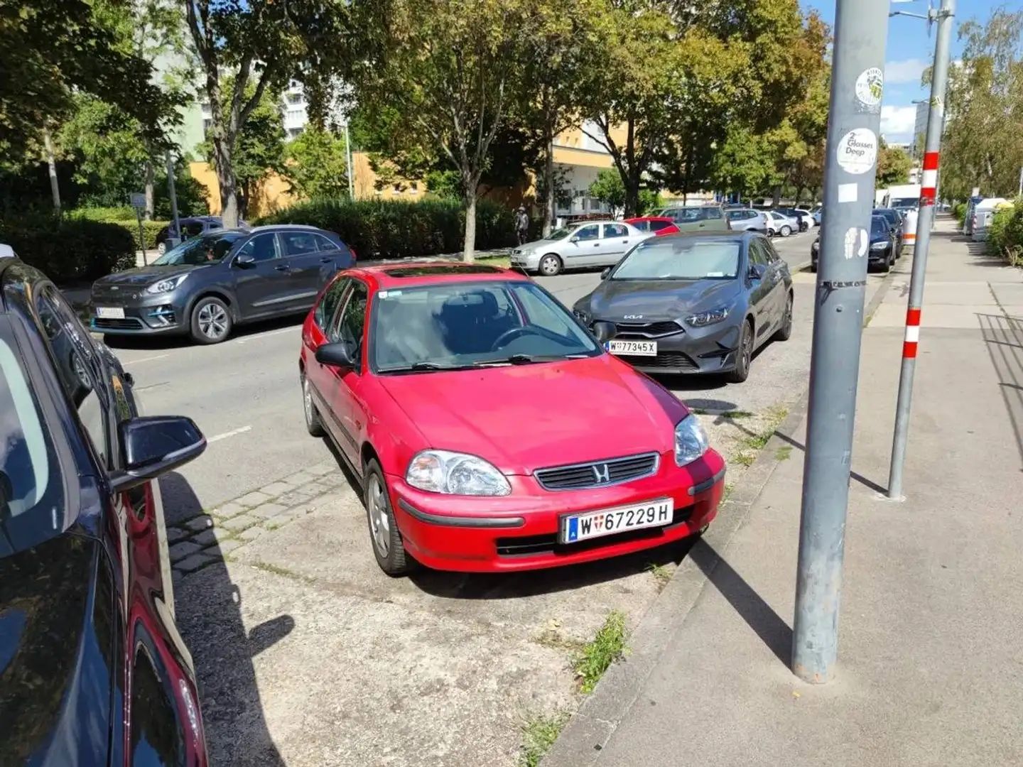 Honda Civic 1,5i VTEC Hatchback EK3 Rot - 1