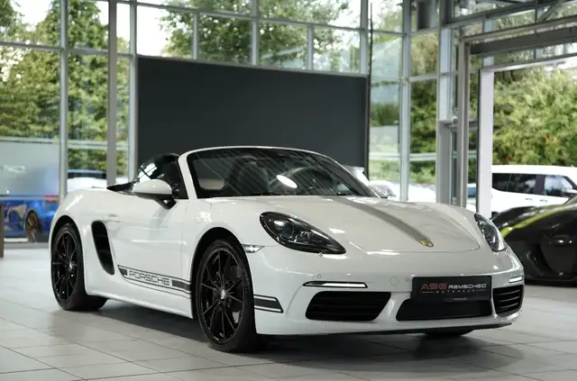 Porsche Boxster view 5