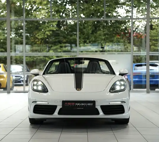 Porsche Boxster view 3