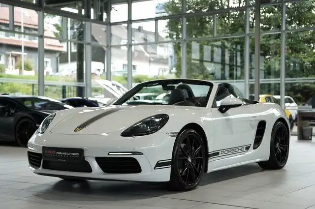 Porsche Boxster view 4