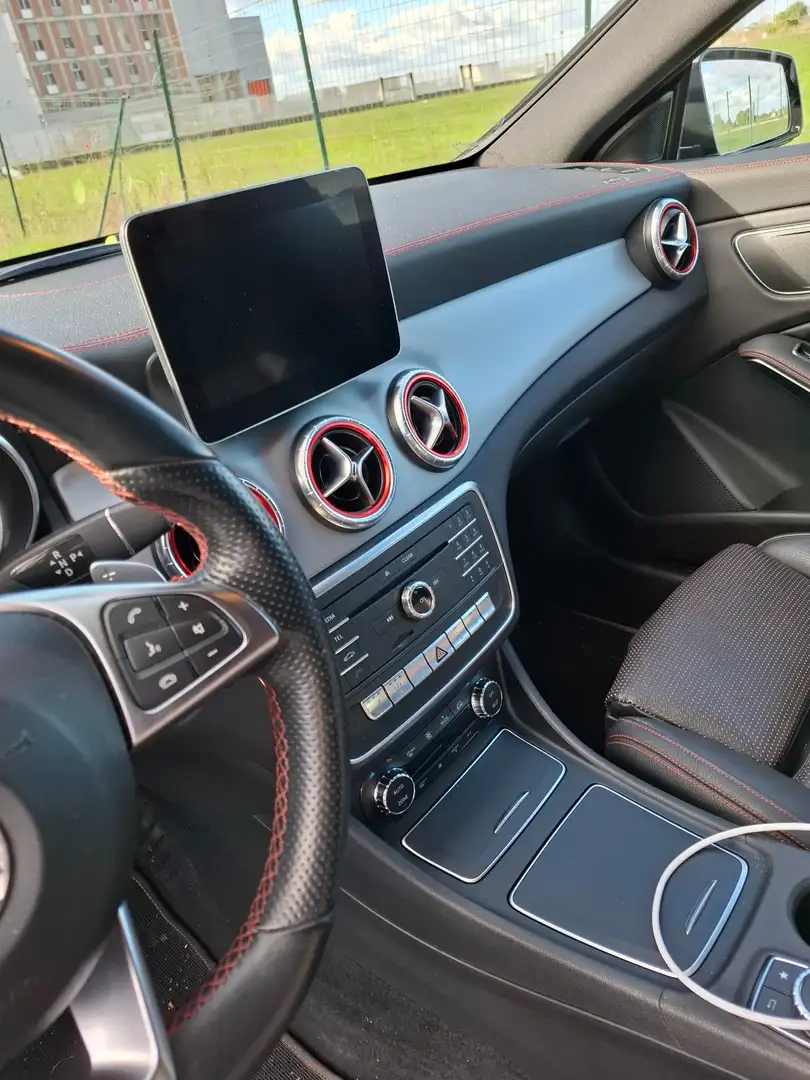 Mercedes-Benz CLA 220 CLA Shooting Brake - X117SB d Sport 4mc auto Bleu - 1