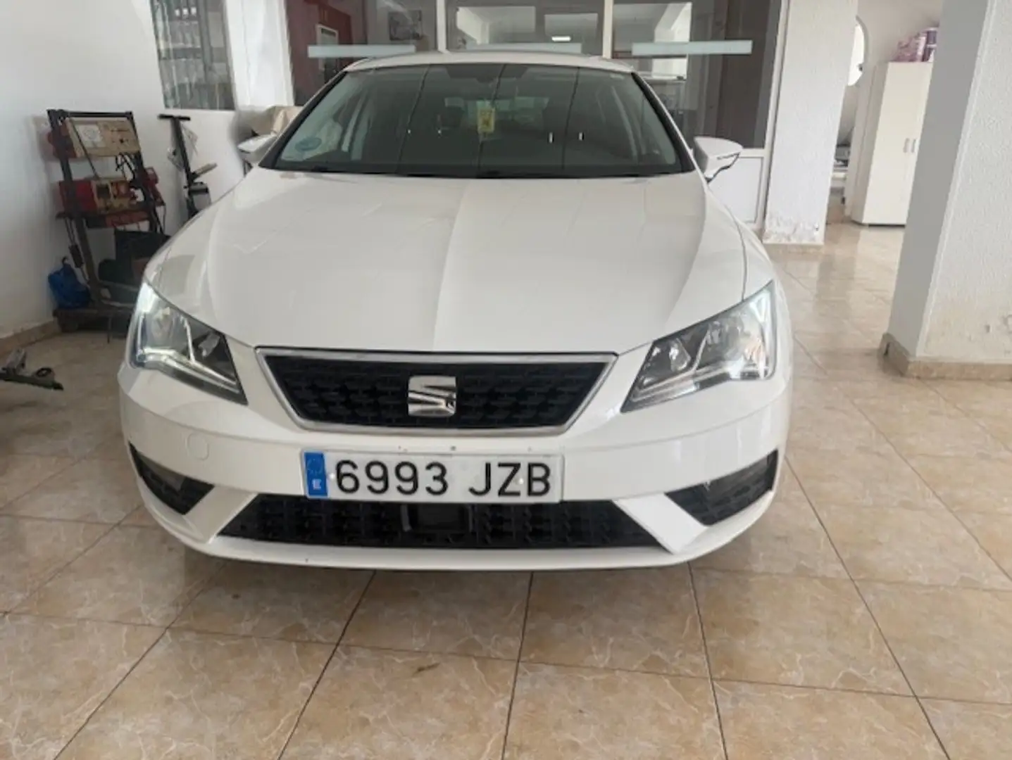 SEAT Leon 1.2 TSI S&S Style 110 Blanco - 2