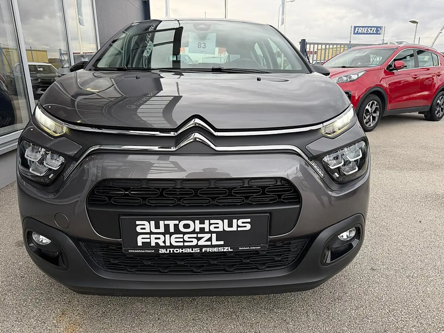 Citroen C3 1.2 PureTech 82 Plus Stop&Start (EURO 6d) Grau - 2