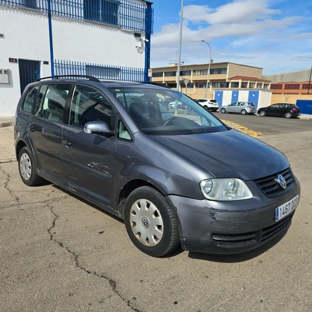 Volkswagen Touran 1.9TDI Conceptline Gris - 1