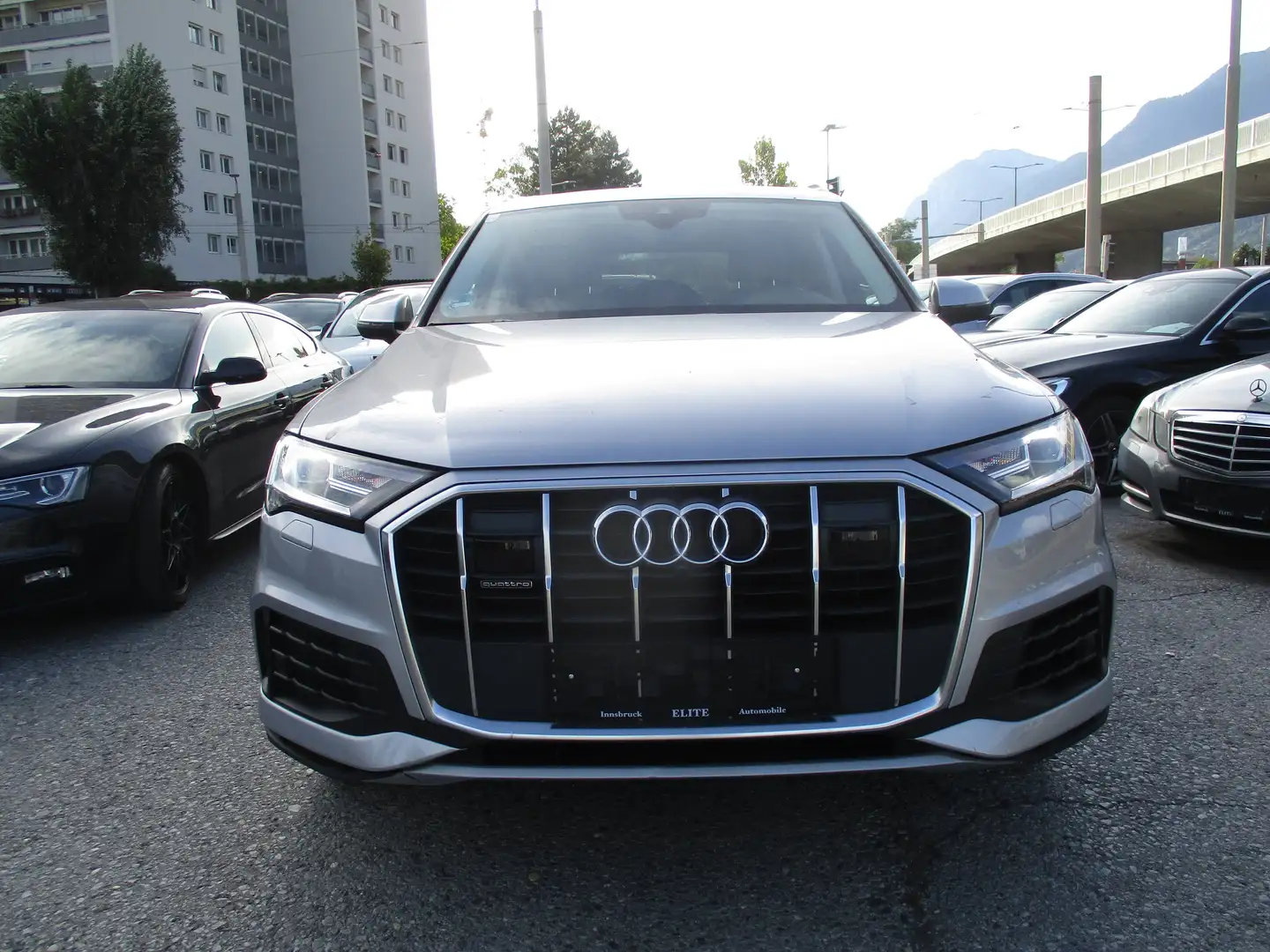 Audi Q7 45 TDI quattro Grau - 2